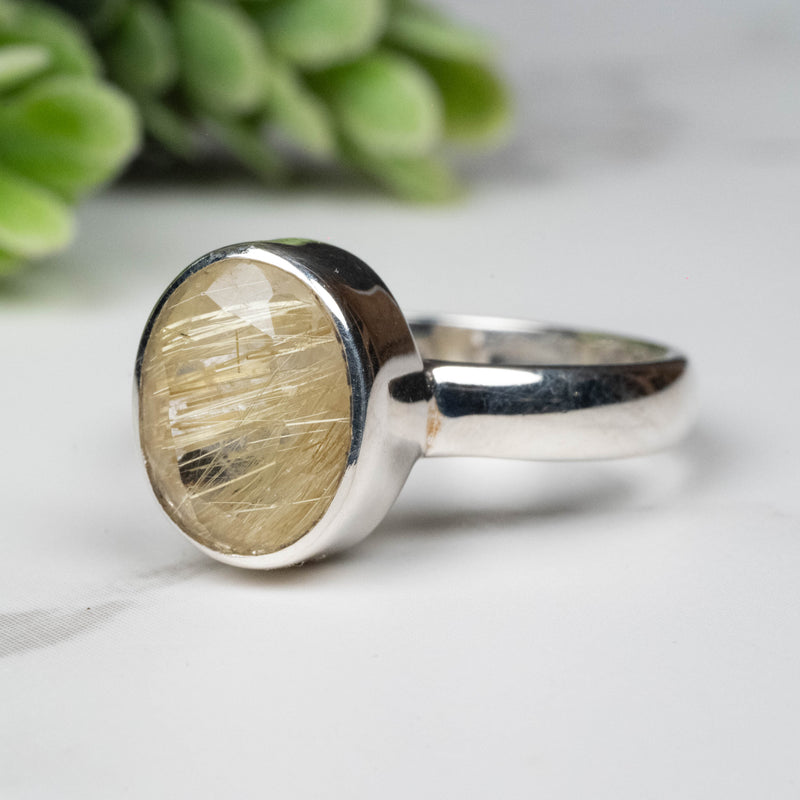Rutilated Quartz Ring 10x8mm Size 8