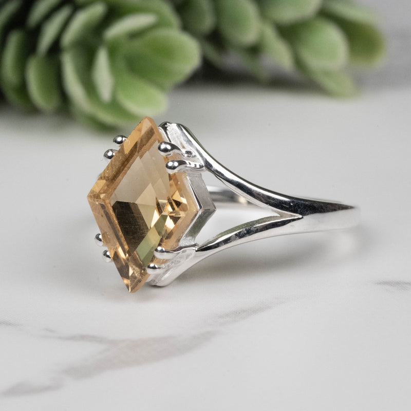 Citrine Ring 12x8mm Size 7