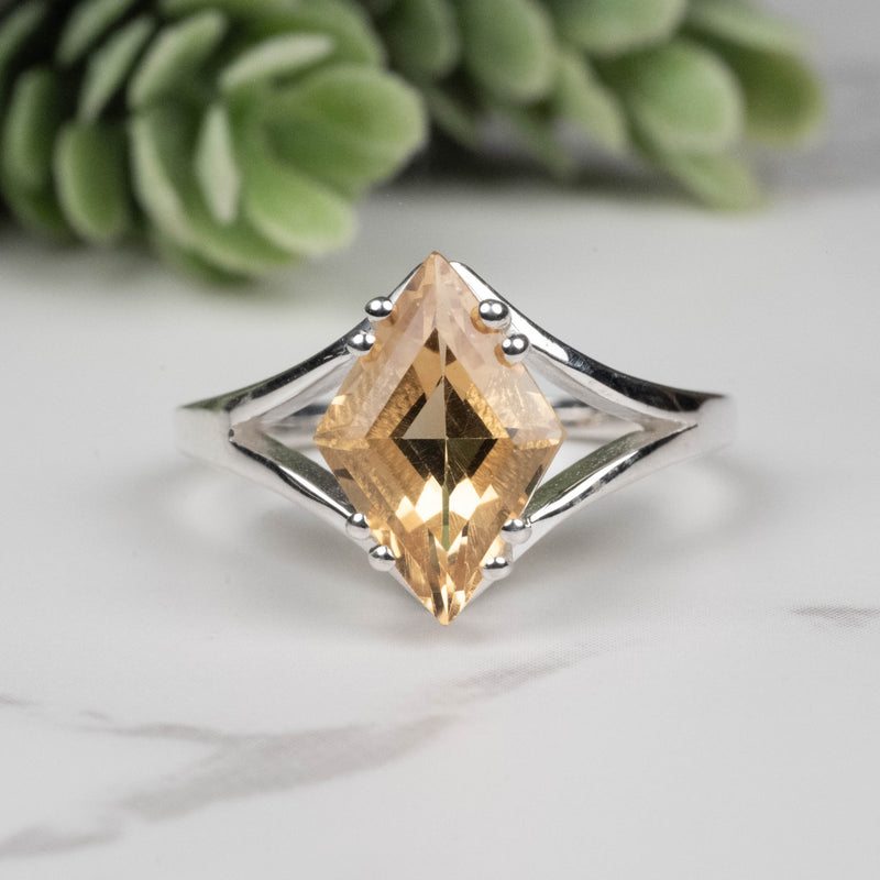 Citrine Ring 12x8mm Size 7