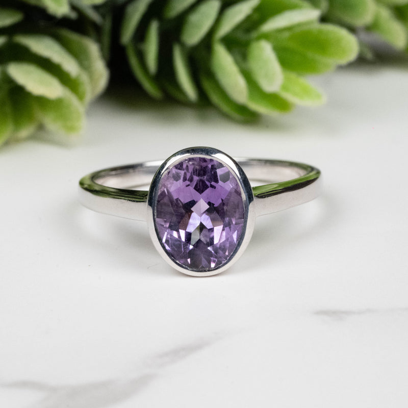 Amethyst Ring 9x7mm Size 8