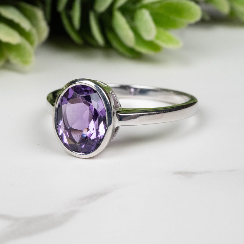 Amethyst Ring 9x7mm Size 8