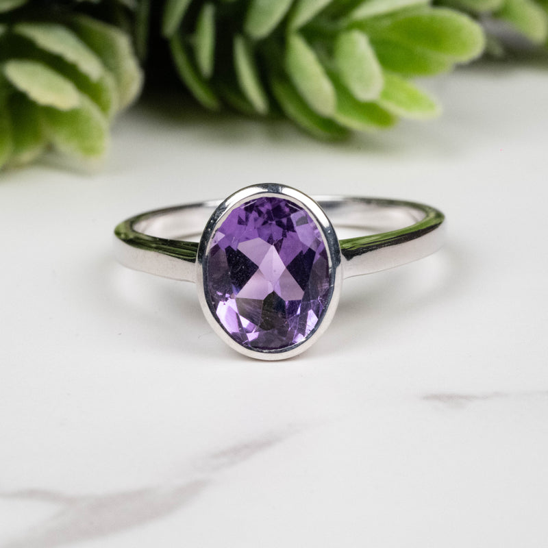 Amethyst Ring 9x7mm Size 8