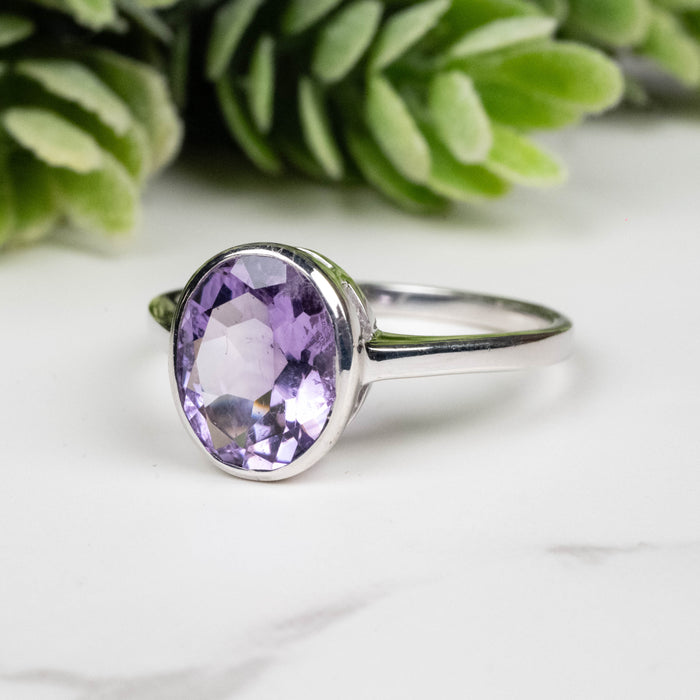 Amethyst Ring 10x8mm Size 6