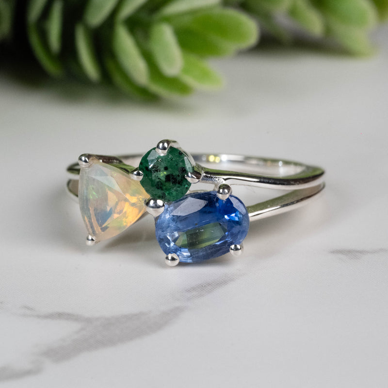 Emerald + Kyanite + Opal Ring 4mm-7mm Size 7