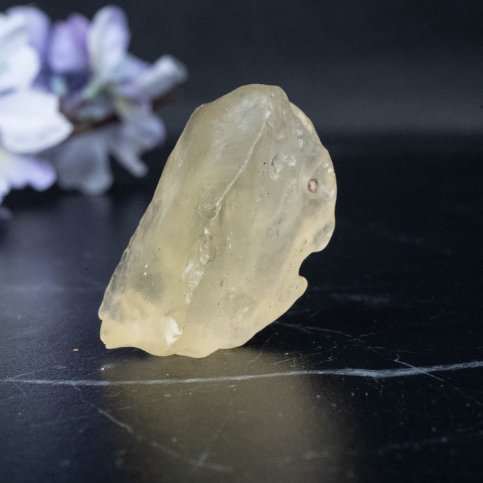 Libyan Desert Glass 14.75 g 35x22x16mm