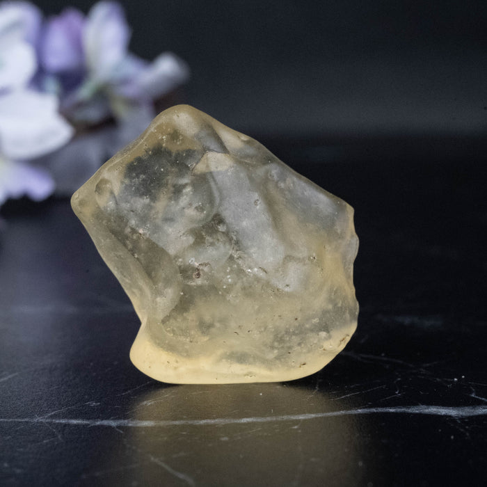 Libyan Desert Glass 13.08 g 30x28x16mm