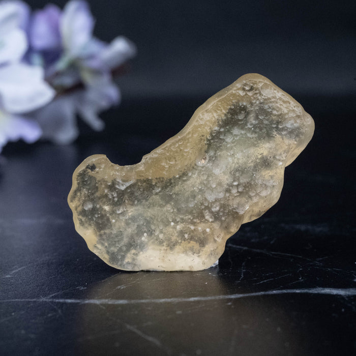 Libyan Desert Glass 8.03 g 38x24x9mm