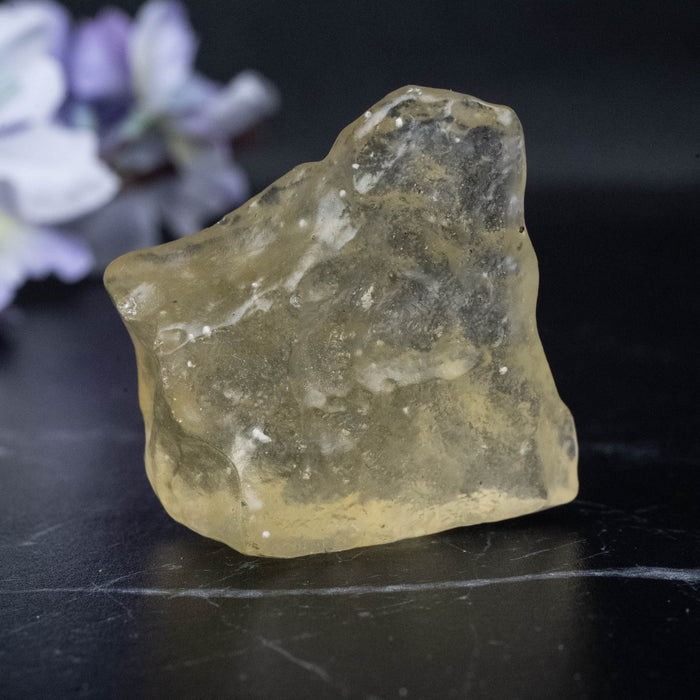 Libyan Desert Glass 18.06 g 35x33x20mm