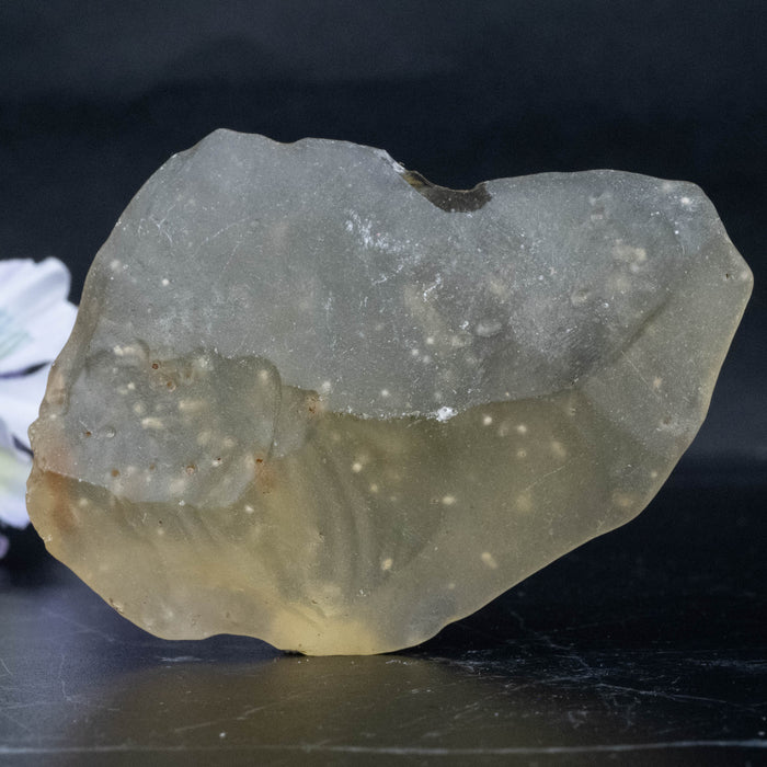 Libyan Desert Glass 68.17 g 81x59x19mm