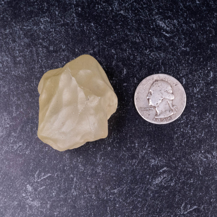 Libyan Desert Glass 49.93 g 40x34x32mm