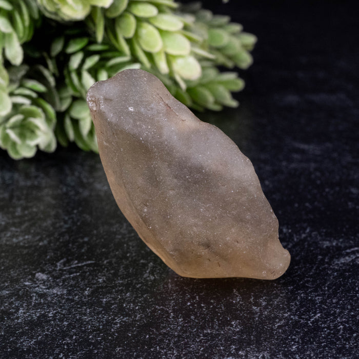 Libyan Desert Glass 21.93 g 48x28x22mm