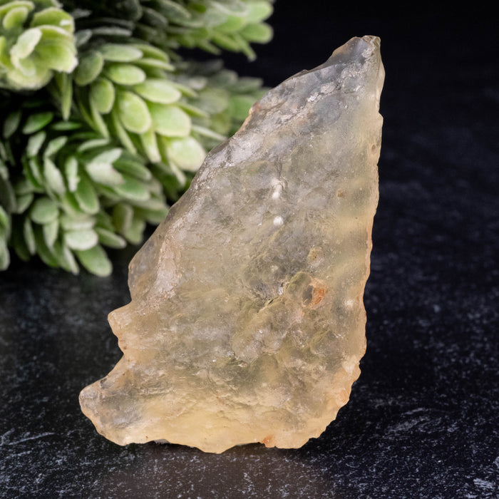 Libyan Desert Glass 28.15 g 63x36x17mm