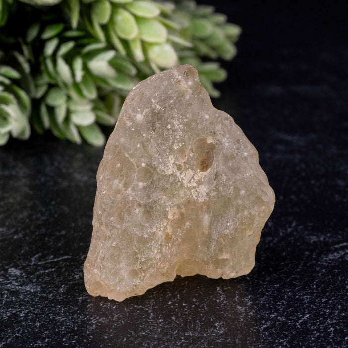 Libyan Desert Glass 21.34 g 42x29x17mm
