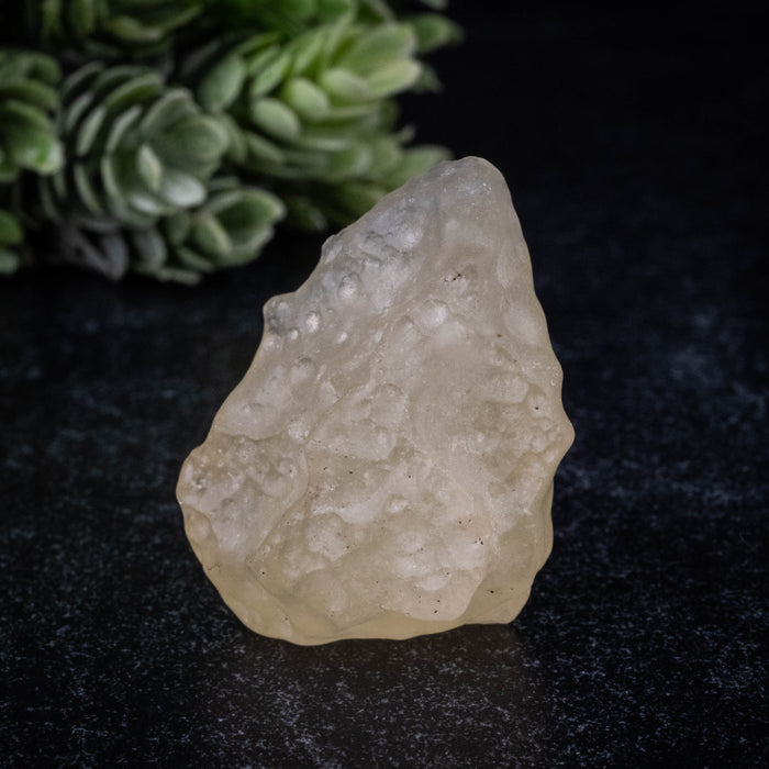 Libyan Desert Glass 21.27 g 41x28x23mm