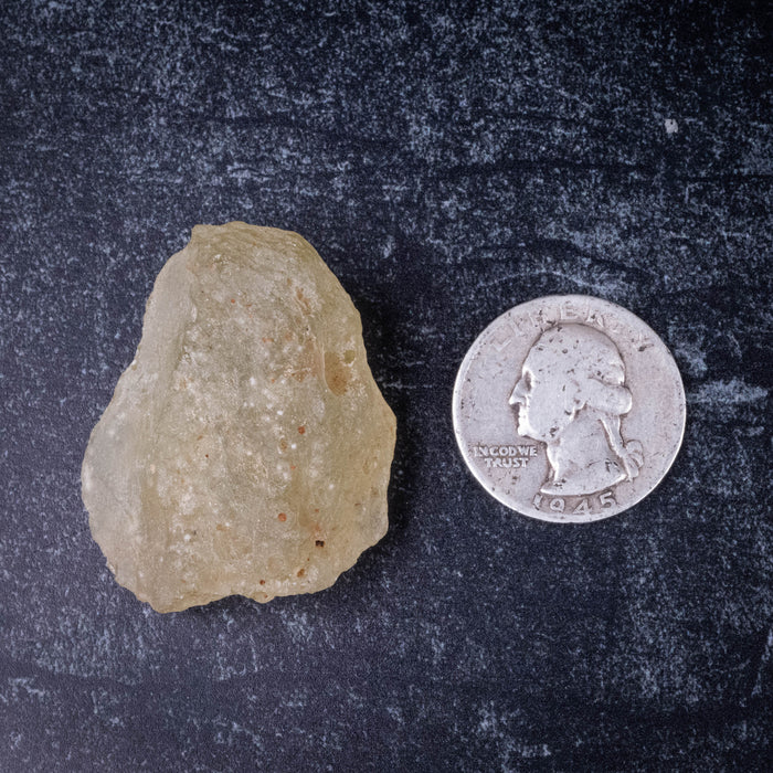 Libyan Desert Glass 21.39 g 40x33x23mm