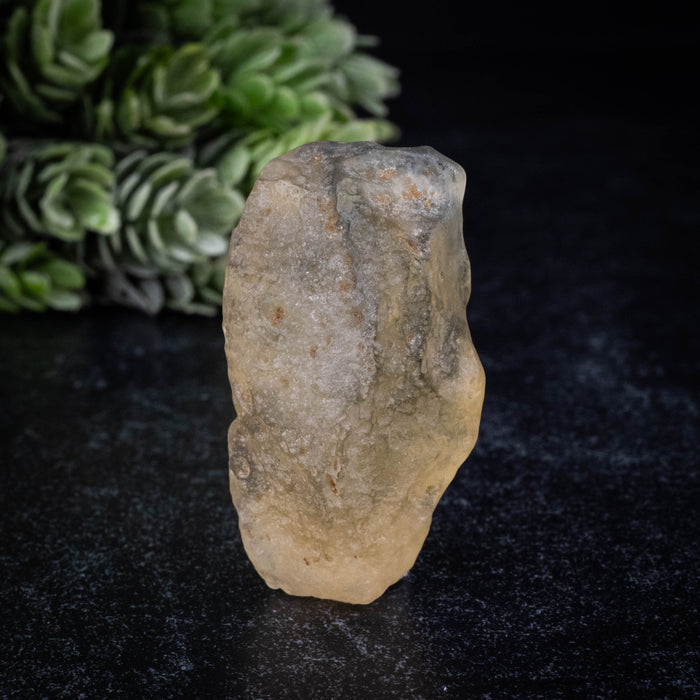 Libyan Desert Glass 17.73 g 46x26x17mm