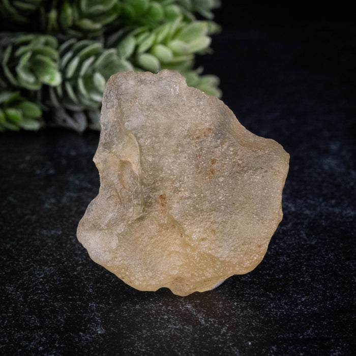 Libyan Desert Glass 18.70 g 38x34x18mm