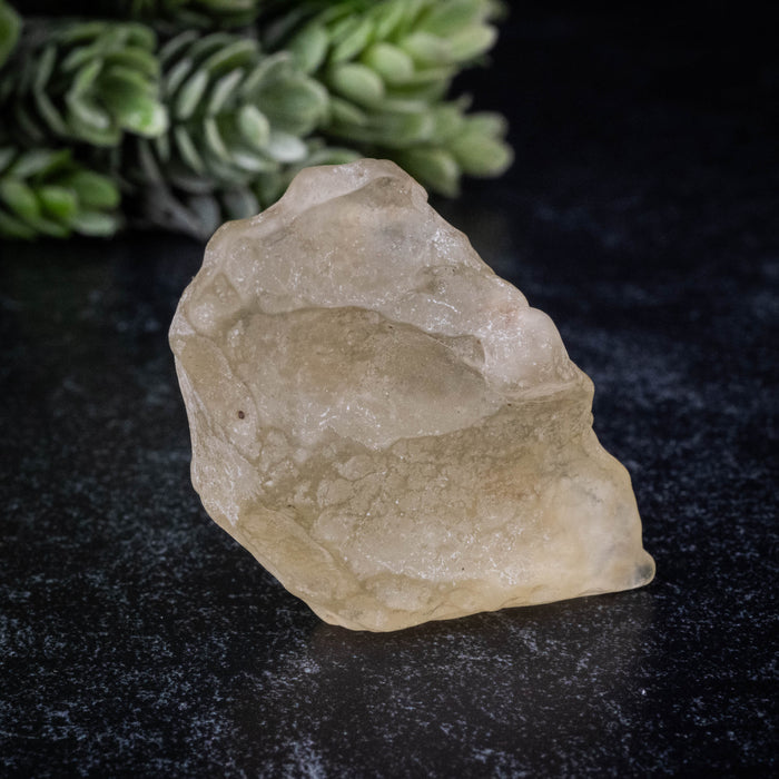 Libyan Desert Glass 19.42 g 46x30x20mm