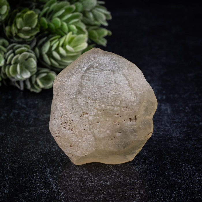 Libyan Desert Glass 38.21 g 44x39x20mm