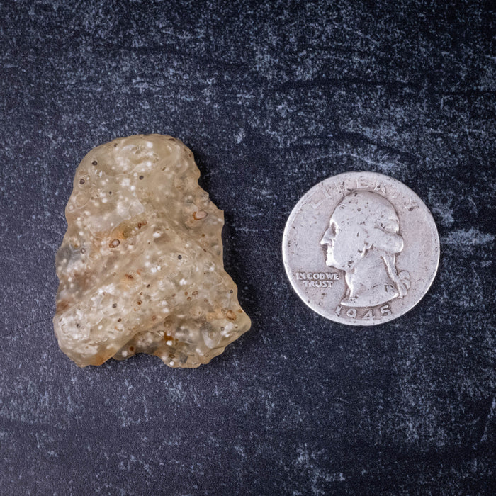 Libyan Desert Glass 14.22 g 36x31x18mm