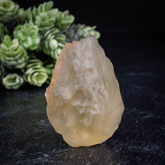 Libyan Desert Glass 34.21 g 52x37x20mm