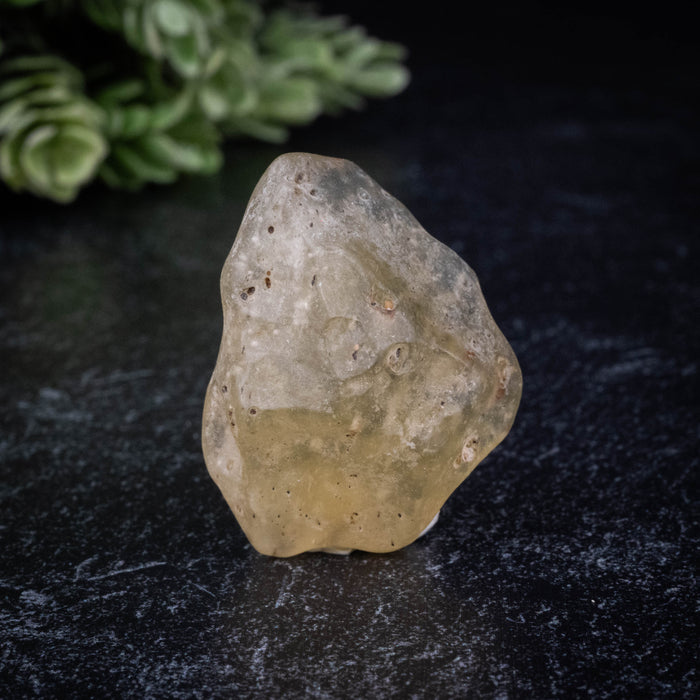 Libyan Desert Glass 11.12 g 33x25x15mm