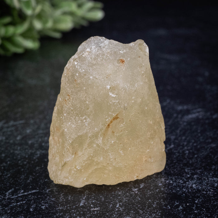 Libyan Desert Glass 24.23 g 33x29x24mm