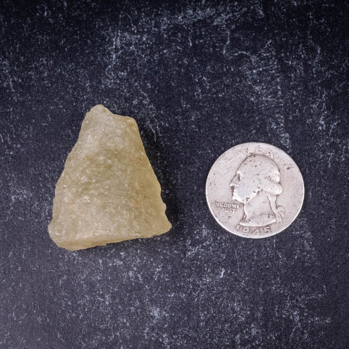 Libyan Desert Glass 24.23 g 33x29x24mm