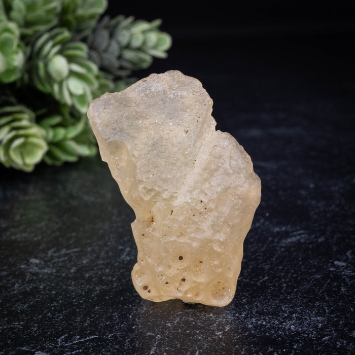 Libyan Desert Glass 18.07 g 46x33x19mm