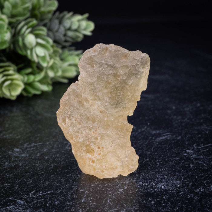 Libyan Desert Glass 18.07 g 46x33x19mm