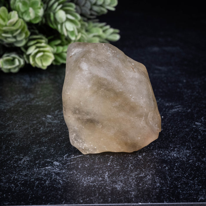Libyan Desert Glass 40.16 g 48x37x20mm