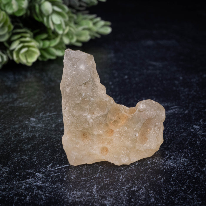 Libyan Desert Glass 24.77 g 38x36x25mm