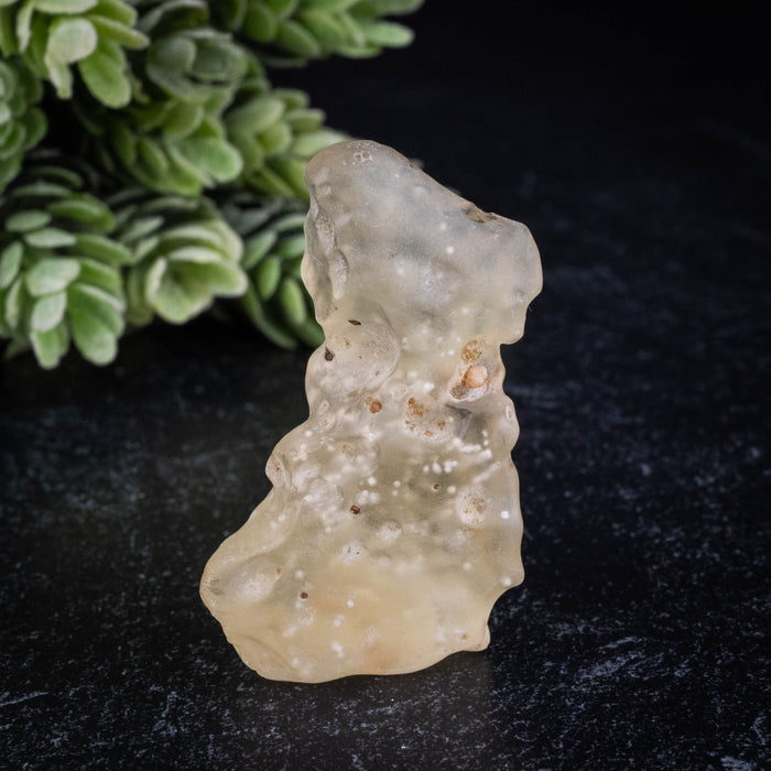 Libyan Desert Glass 19.11 g 47x28x24mm