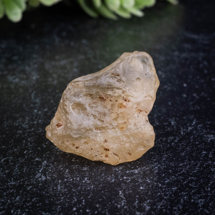 Libyan Desert Glass 7.51 g 24x24x19mm