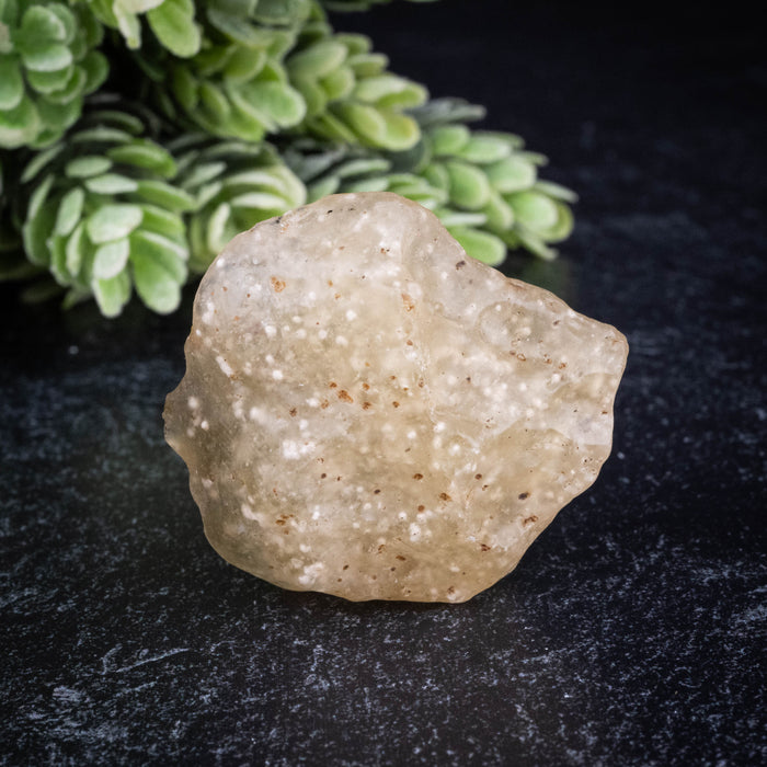 Libyan Desert Glass 24.16 g 38x37x16mm