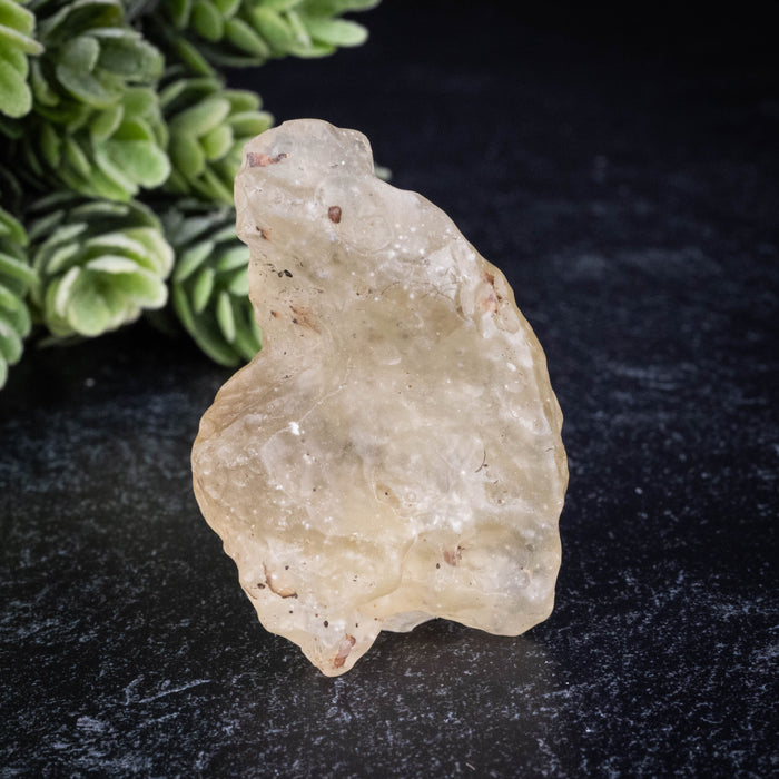 Libyan Desert Glass 26.97 g 47x32x27mm