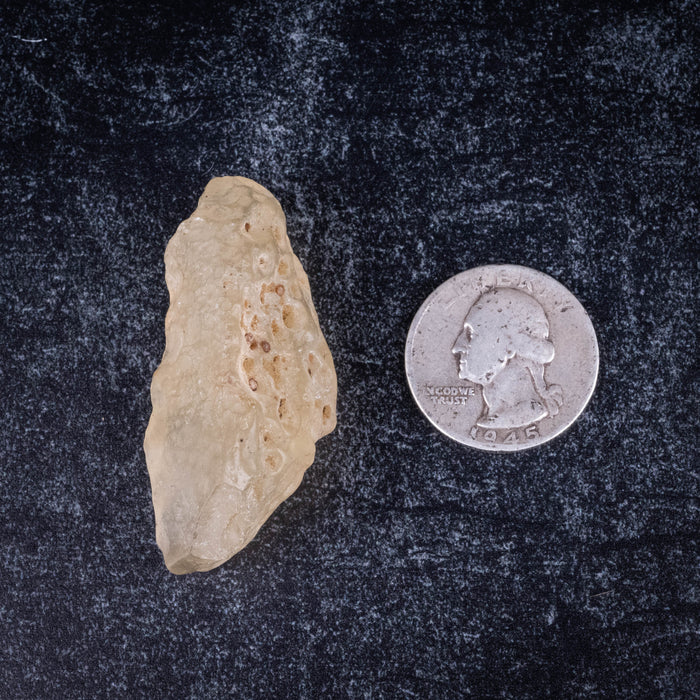Libyan Desert Glass 22.32 g 50x21x19mm