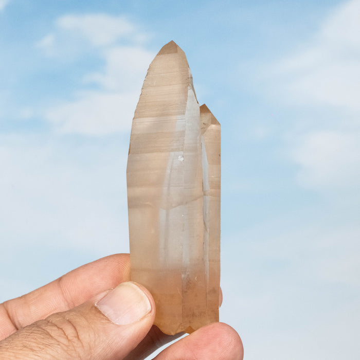 Tangerine Lemurian Seed Quartz Crystal 85 g 90x30mm