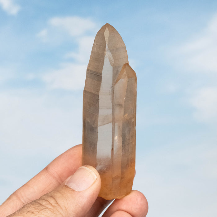 Tangerine Lemurian Seed Quartz Crystal 85 g 90x30mm