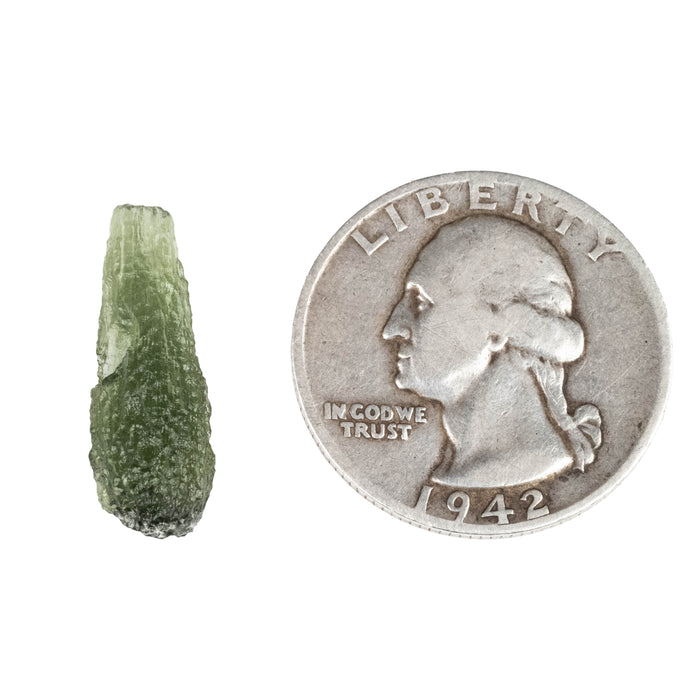 Moldavite 0.96 g 22x7x5mm