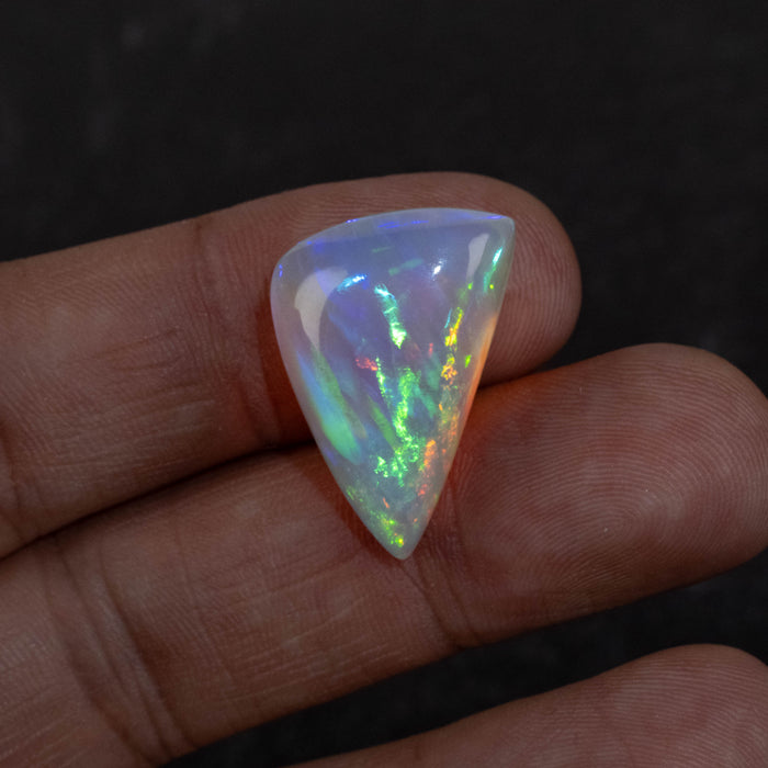Ethiopian Opal 20.75 ct 25x18x10mm