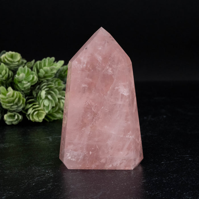 Rose Quartz 198 g 84x52mm