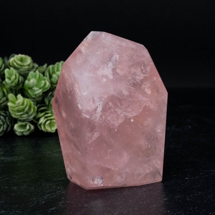 Rose Quartz 289 g 84x65mm