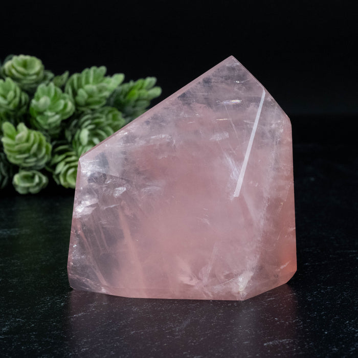 Rose Quartz 207 g 69x70mm