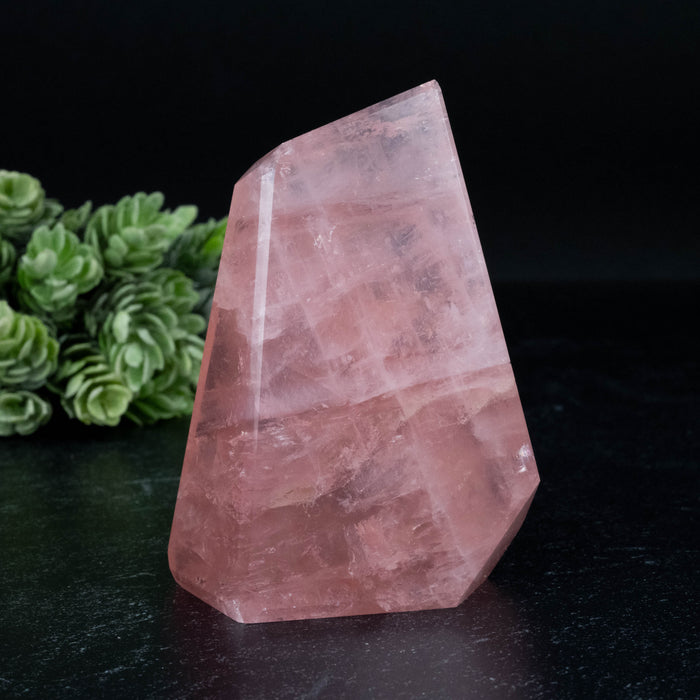 Rose Quartz 190 g 84x63mm