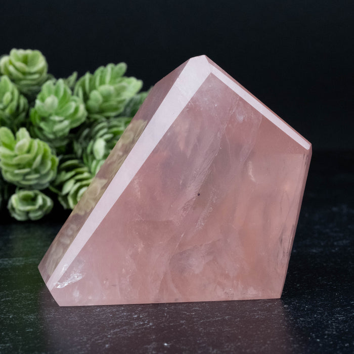 Rose Quartz 165 g 79x63mm