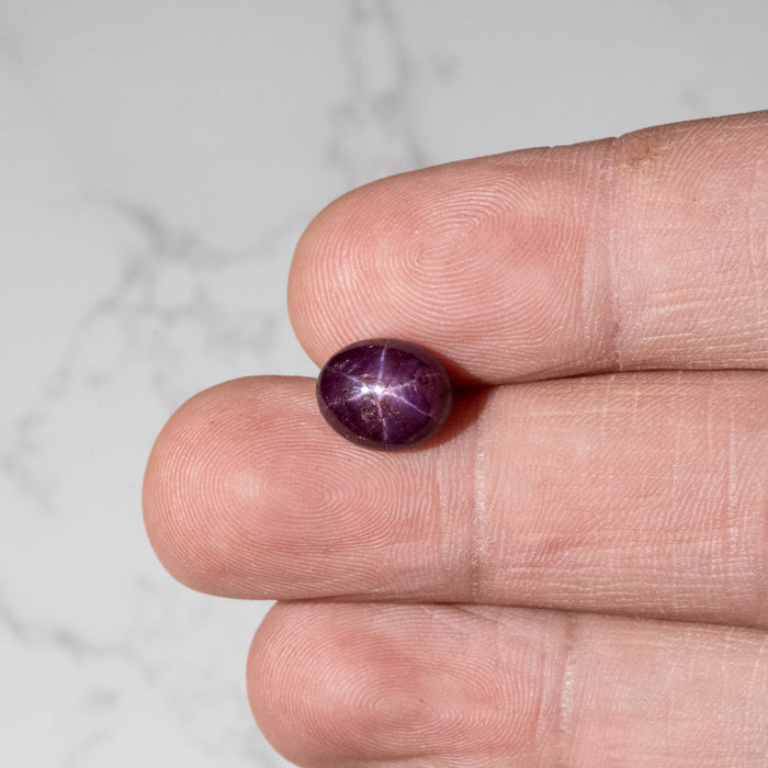 Star Ruby 6.70 ct 11x9mm