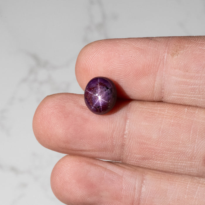 Star Ruby 9.30 ct 10x9mm