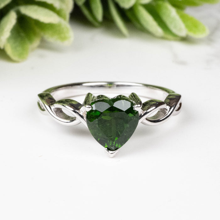 Chrome Diopside Ring 7mm Size 8 - InnerVision Crystals