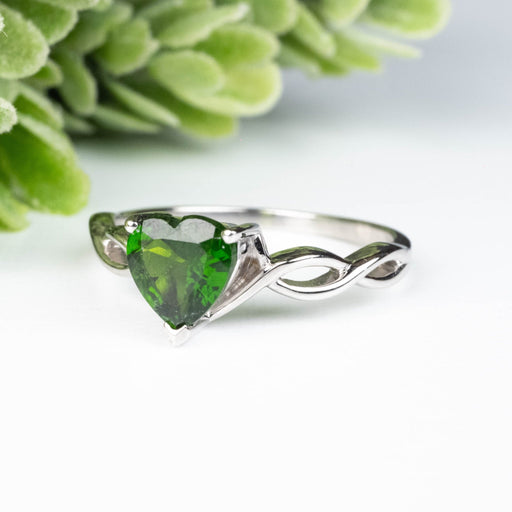 Chrome Diopside Ring 7mm Size 9 - InnerVision Crystals